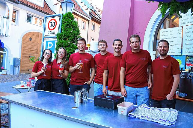 Bild 14: Stadtmusik Löffingen begeistert beim Open-Air-Konzert: Löffinger Städtle ein Klang- und Farbenmeer