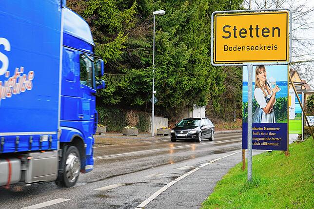 Stetten hat durch den Knotenpunkt B 31/B 33 eine besondere Lage. Zwei Initiativen haben sich gebildet, die teils ...
