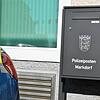 Oft die erste Anlaufstelle für die Opfer von häuslicher Gewalt: die Polizei. In sehr vielen Fällen bleibt Gewalt gegen Frauen jedoch ...