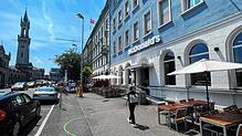 (Archivbild) In dem Schnellrestaurant in der Nähe des Bahnhofs kommt es in der Nacht zum Samstag, 24. August, zu einer körperlichen ...