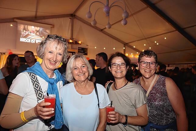 Bild 23: So war die Stimmung beim Aach-Linzer Weinfest