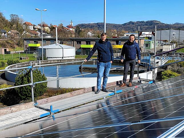 Der Einsatz erneuerbarer Energien in der Gemeinde Murg nimmt kontinuierlich zu. Klimaschutzmanager Maximilian Rüttinger (von links) und ...