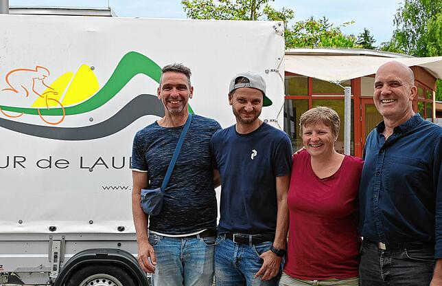 Freuen sich auf die diesjährige Tour de Lauro: Silvio Markewitz und Sebastian Rehfeldt sind zum vierten Mal dabei. Mirjam Neyrinck und ...