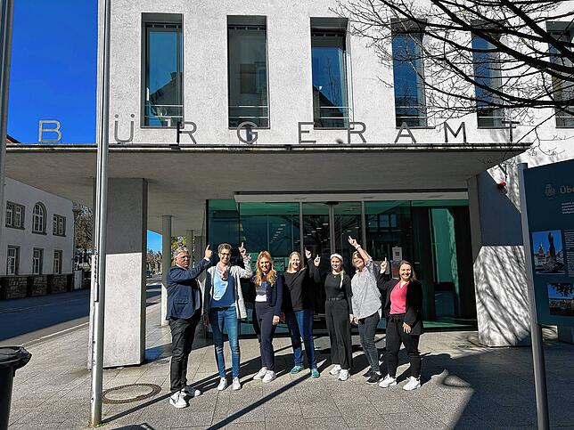 Ein Teil des Ü-Punkt-Teams: Michael Moser, Bianca Brandys, Madeleine Schaub, Bettina Jäger, Nadja Hofer, Claudia Berger und Jasmin Muffler