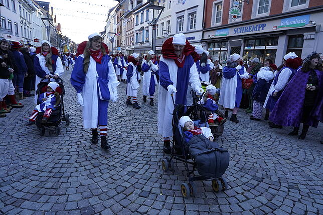 Bild 34: Bilder vom Umzug der Glonki-Gilde