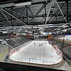 Der erste Blick in die neu umgebaute Arena sieht vertraut aus. Gravierend verändert wurde die Nutzung der Zuschauerränge.