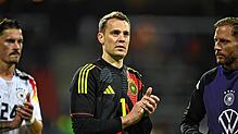 Torhüter Manuel Neuer (Mitte) geht trotz Fehler in den vergangenen Partien als deutsche Nummer eins in die Heim-EM. Bild: DPA