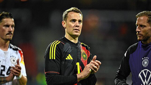 Torhüter Manuel Neuer (Mitte) geht trotz Fehler in den vergangenen Partien als deutsche Nummer eins in die Heim-EM. Bild: DPA