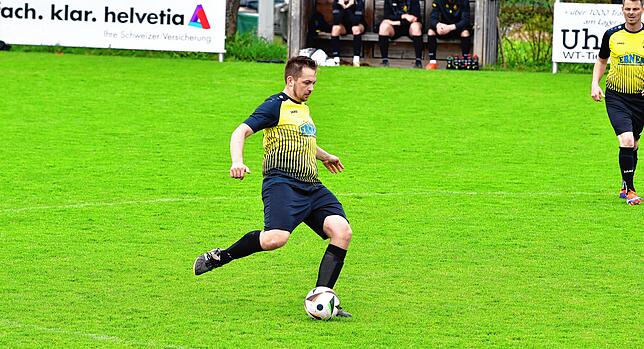 Bild 17: SV Nöggenschwiel besiegt den FC Dachsberg mit 8:1 – und wir haben Fotos!