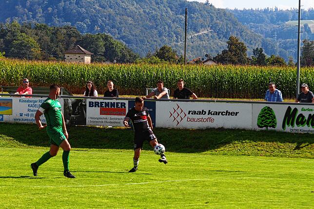 Bild 32: SV Rheintal feiert gegen den SV Stühlingen seinen ersten Saisonsieg &ndash; und wir haben Bilder!