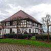 Das Restaurant Kargegg auf dem Gelände des Golf-Clubs. Es wird als Vereinsheim geführt, ist aber zugleich für externe Gäste offen. Doch ...