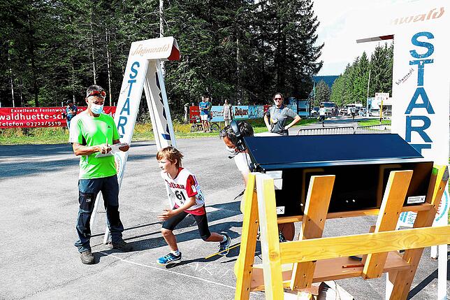Der erste Start von Madeleine, der jüngsten Schwester der inzwischen sehr erfolgreichen Janina Hettich.