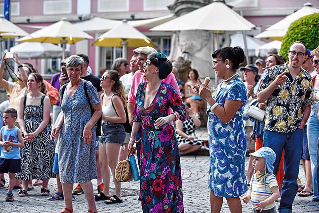 Bild 15: Donaueschingen genießt ausgelassen den Samstagabend beim Donauquellfest