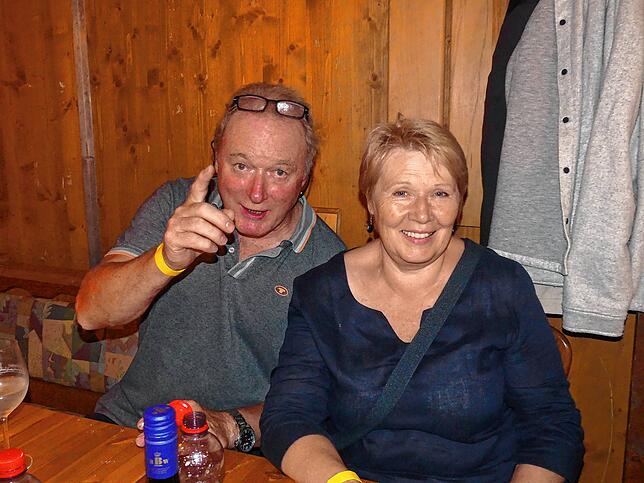 Bild 26: Die Bilder vom Bermatinger Weinfest! So schön war der Auftakt am Freitagabend