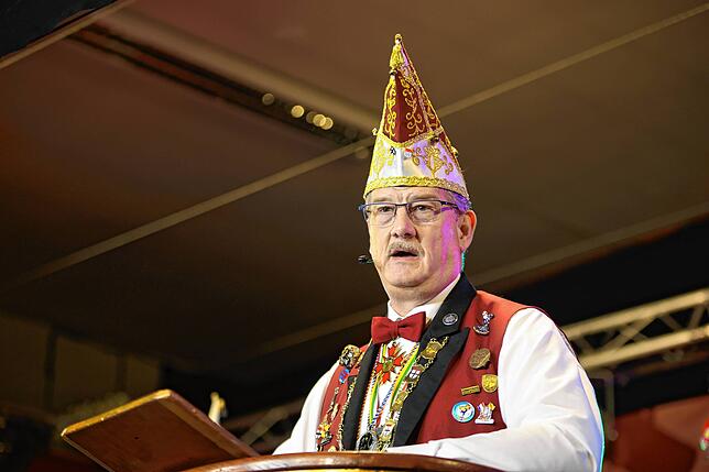 Bild 29: Früher Start in eine lange Fasnacht! Alle Bilder vom ersten Bunten Abend in Konstanz