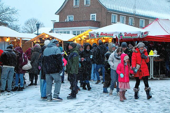 Bild 20: Schöner kann der Advent nicht sein: Bilder vom Adventsmarkt in Bonndorf