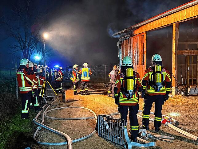 Die Feuerwehr Stockach beim Einsatz.