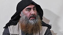 IS-Anführer Abu Bakr al-Bagdadi, hier in einem Propaganda-Video, das Ende April aufgezeichnet wurde.