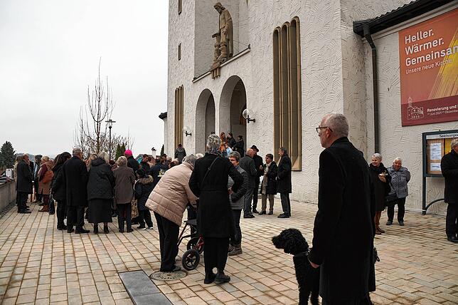 Bild 15: Die schönsten Bilder der Feier der Altarweihe in der Kirche St. Oswald in Stockach (Teil 1)