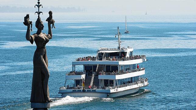 Bild : 30 Jahren Imperia im Konstanzer Hafen: Bildhauer Peter Lenk widmet ihr jetzt ein Buch