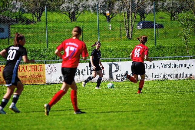 Bild 5: FC Hochrhein gewinnt Derby gegen SC Niederhof/Binzgen mit 3:1 – und wir haben Bilder!