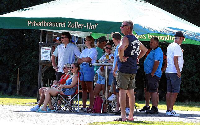 Bild 18: FV Walbertsweiler-Rengetsweiler gewinnt Duell mit TuS Immenstaad. Die besten Bilder!