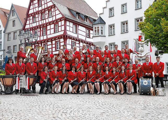 Die Stadtmusik Pfullendorf ist bei der Serenade am Samstag, 17. Mai, ab 16.30 Uhr, im Stadtgarten gemeinsam mit den Musikvereinen ...