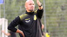 Wegen der schweren Verletzung von Torwart Niklas Schandelmaier musste Spielertrainer Mario Ketterer als Torwart einspringen.