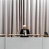 Der AfD-Landesvorsitzende Markus Frohnmaier (l) und Tübingens Oberbürgermeister Boris Palmer (r, parteilos) sitzen neben Moderator ...