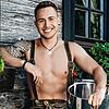 Simon Stier aus Kreenheinstetten ist stolz, auf einem Bauernhof zu leben.