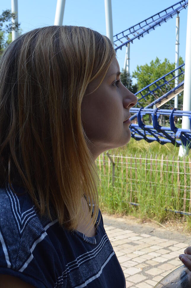 Bild 5: Ich habe panische Angst vor dem Achterbahnfahren. Trotzdem bin ich im Europapark in eine eingestiegen