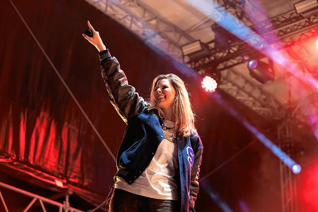 Bild 37: Campus Festival 2024 - Bilder von Juli, Juju und ihren Fans
