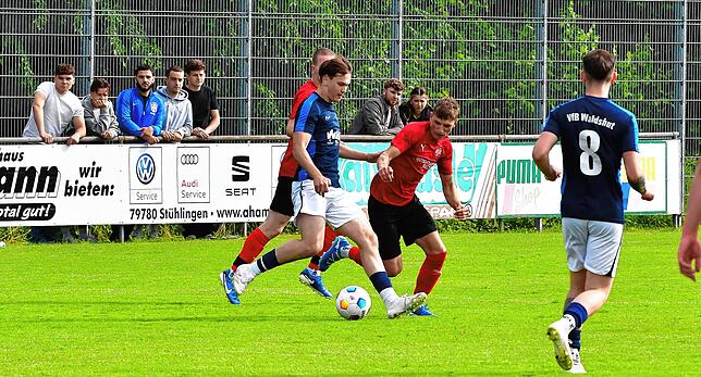 Bild 15: FC Hochrhein besiegt den VfB Waldshut mit 4:2 – wir haben Fotos!