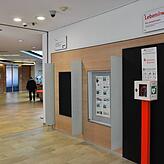 In den Räumlichkeiten der Sparkasse befindet sich ebenfalls ein AED-Gerät.