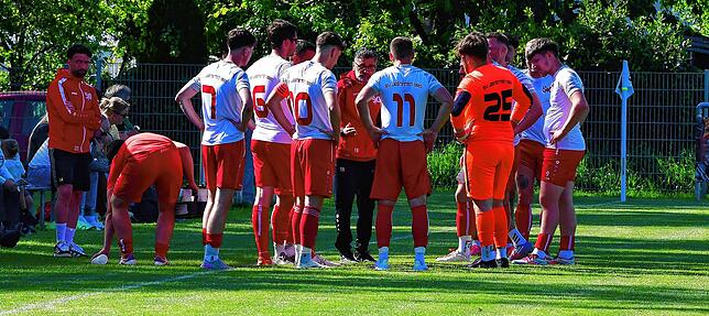 Bild 36: SV Jestetten gewinnt Kellerderby mit 2:1 gegen den FC Hochrhein – und wir haben Fotos!