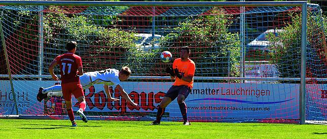 Bild 20: SC Lauchringen steigt nach 0:3 gegen Spvgg. Wutöschingen in die Kreisliga B ab &ndash; wir haben Bilder!