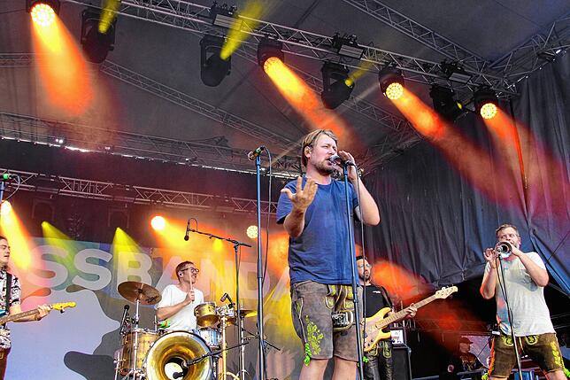 Bild 7: LaBrassBanda begeistern beim Markdorf Open Air – hier gibt‘s alle Bilder! (Teil 2)