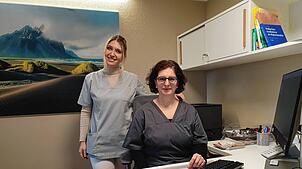 Sie verstehen sich sehr gut: PA-Studentin Stefanie Heckel (links) und Hausärztin Stefanie Ruch. Hier ist die Gesundheits- und ...