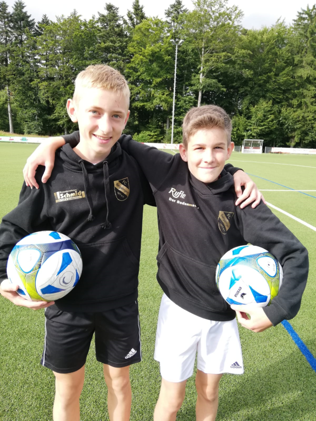 Josef Thoma (links) und Fabian Wasmer freuen sich auf die neue Landesliga-Saison der C-Junioren mit der SG FC Wehr/Bergalingen.