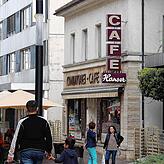 Das Café Hanser in der August-Ruf-Straße. Hier frühstückten die beiden Terroristen und wurden von einer Frau erkannt. Diese ging zur ...