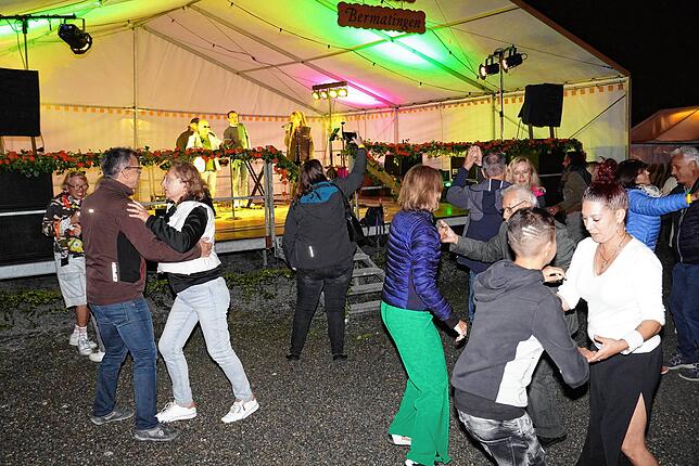 Bild 22: Bilder vom Auftakt des Weinfests in Bermatingen