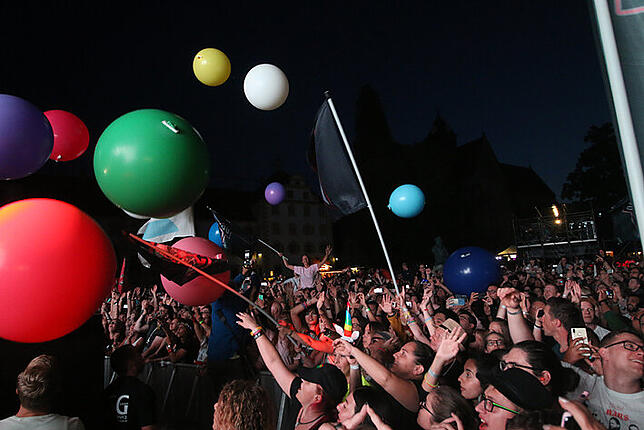 Bild 5: Bilder: Thirty Seconds to Mars rocken den Salemer Schlosspark
