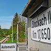 Der Bahnübergang Aachenstraße beim ZG-Kreisel in Stockach.