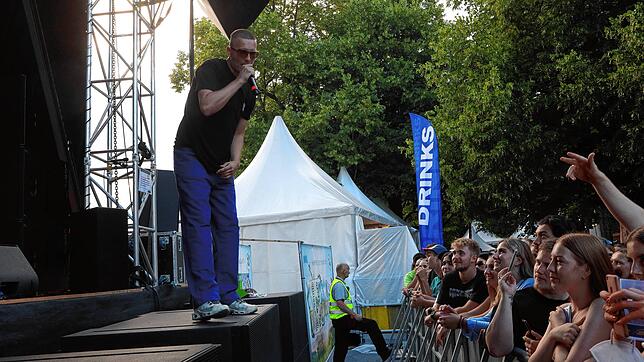 Bild 20: Die besten Bilder vom Bausa-Konzert beim Hohentwiel-Festival Teil 3