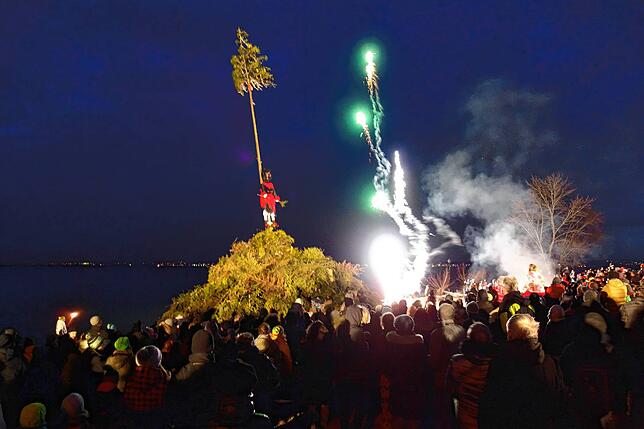 Bild 1: So schön war das Funkenfeuer am Fildenplatz