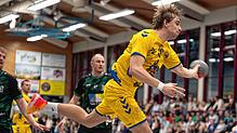 Jan Stotten (am Ball) trifft mit der HSG Konstanz II auf die SG Freudenstadt/Baiersbronn.