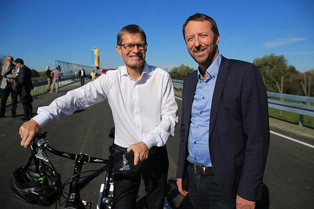 Aus Friedrichshafen (von links): Messeleiter Klaus Wellmann und Baubürgermeister Stefan Köhler.