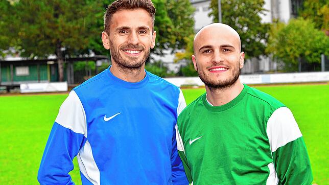 Verlängert: Musa Musliu (links) und Eike Elsasser trainieren auch weiter die erste Mannschaft des SV Herten.