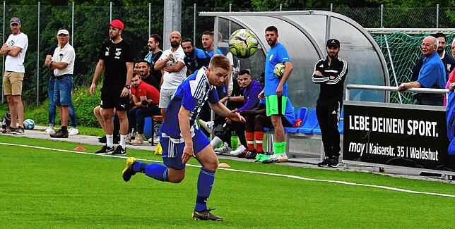 Bild 31: VfB Waldshut sichert in der Nachspielzeit das 2:2 gegen Aufsteiger SG Mettingen/Krenkingen &ndash; und wir haben Bilder!