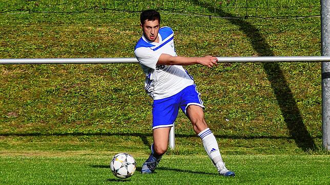 Unter Druck: Pascal Kehl und der FC Weizen stehen am Sonntag im Kellerduell gegen den FC Grießen in der Pflicht.